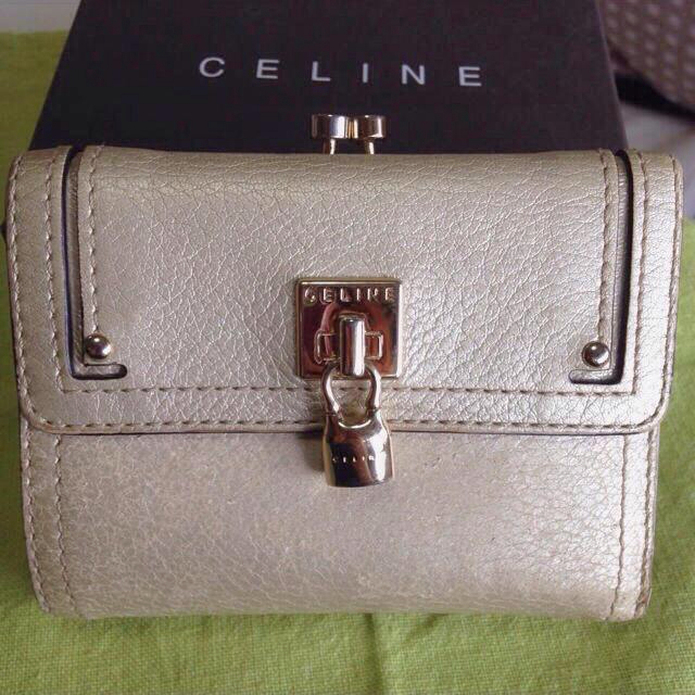 CELINE 財布 4/30 お取り置き