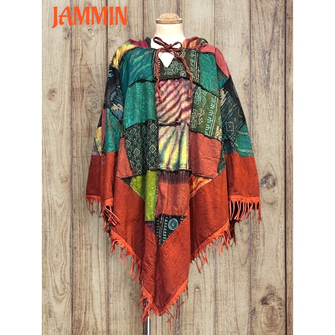 パッチワークフリンジポンチョ　ヒッピー　アジアン　エスニック　ポンチョ レディースのジャケット/アウター(ポンチョ)の商品写真