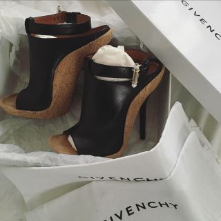 ジバンシィ(GIVENCHY)のGIVENCHY♡コルクヒールサンダル(ハイヒール/パンプス)