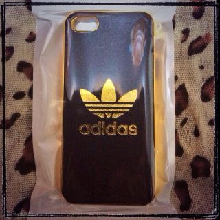 アディダス(adidas)の【新品☆未使用】iPhone5ケース(その他)