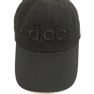 アディダス(adidas)の『adidas』 新品キャップ(キャップ)