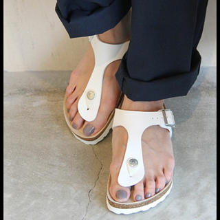 ビルケンシュトック(BIRKENSTOCK)のBIRKENSTOCK☺︎新品(サンダル)