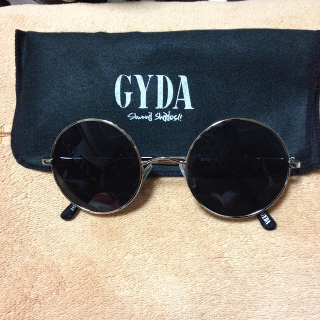 GYDA(ジェイダ)のGYDA☆サークルサングラス レディースのファッション小物(サングラス/メガネ)の商品写真