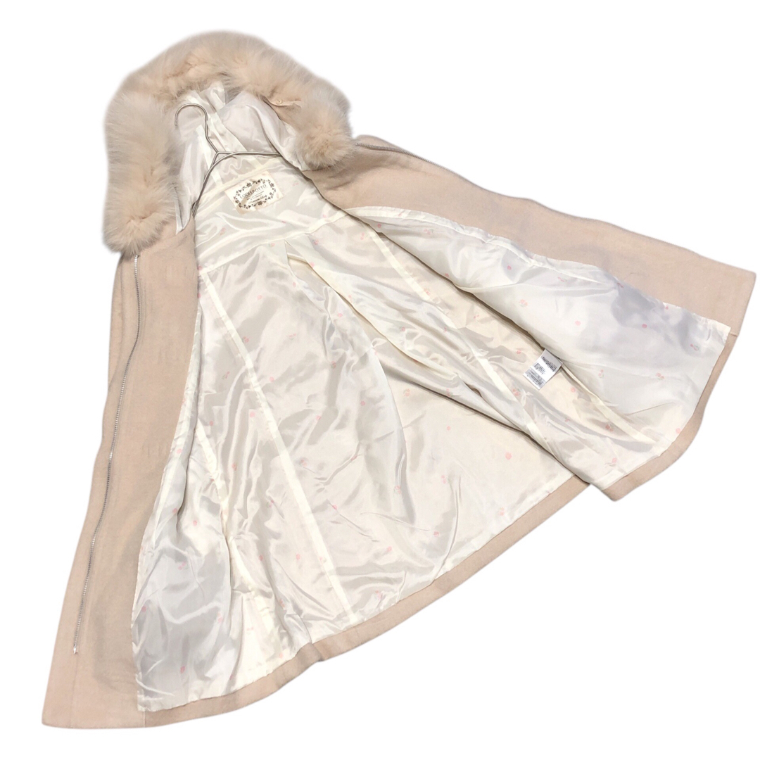 LODISPOTTO(ロディスポット)の【美品】ロディスポット リボン ダッフル フォックスファー コート 地雷系 姫系 レディースのジャケット/アウター(ダッフルコート)の商品写真