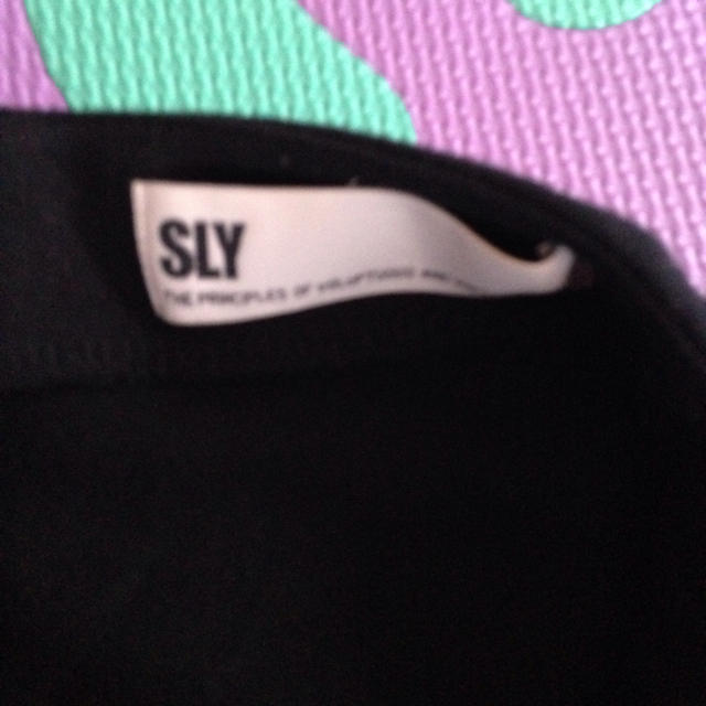 SLY(スライ)のSLYタイトスカート☆ レディースのスカート(ミニスカート)の商品写真