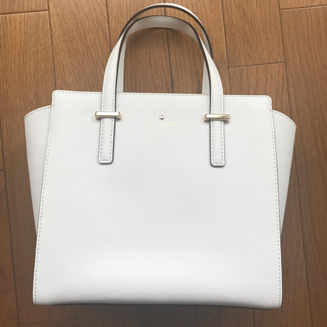 kate spade new york(ケイトスペードニューヨーク)のケイトスペード SMALL HAYDEN 白 レディースのバッグ(トートバッグ)の商品写真