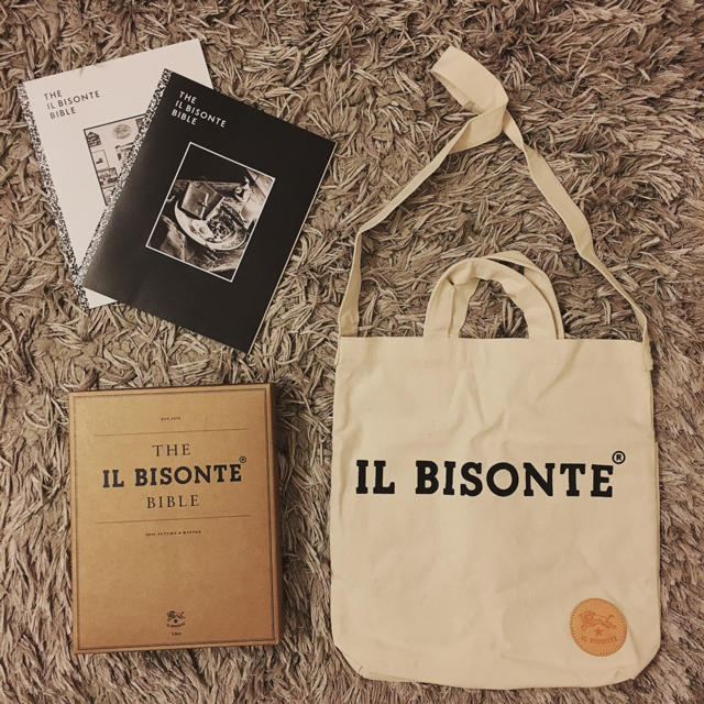 IL BISONTE(イルビゾンテ)の新品♡イルビゾンテ♡バッグ付きムック本 レディースのバッグ(トートバッグ)の商品写真