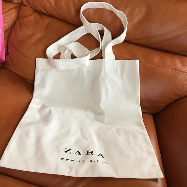 ZARA(ザラ)のZARA エコバック レディースのバッグ(エコバッグ)の商品写真