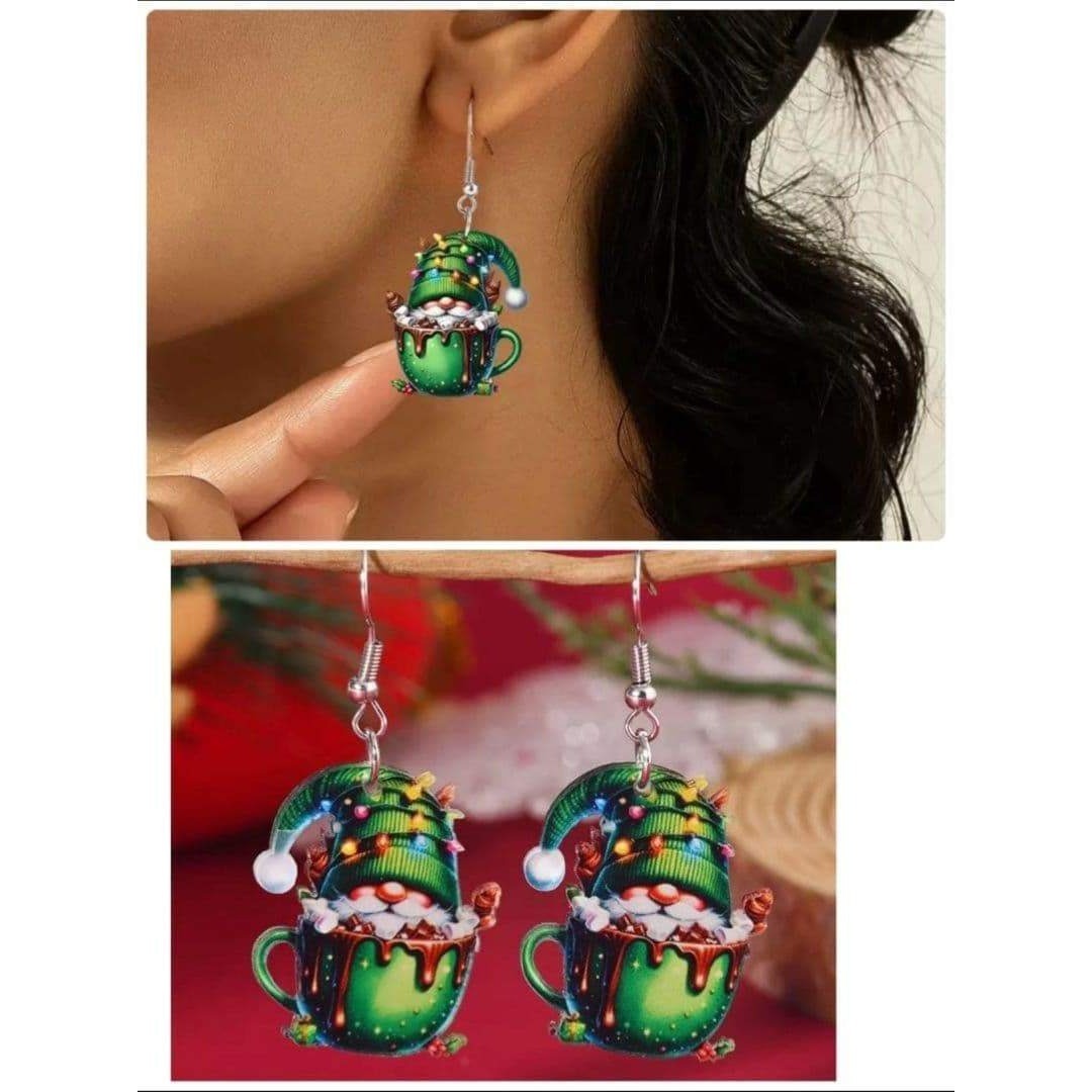 Xmas　SALE✨️　ピアス　3点セット　サンタ　スノードーム　クリスマス レディースのアクセサリー(ピアス)の商品写真