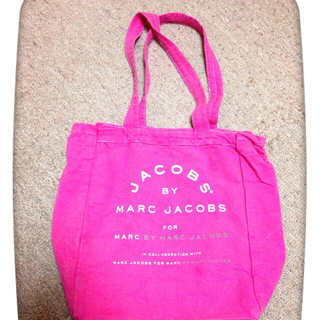 MARC JACOBS(マークジェイコブス)のMarc♥️エコBag♥️ほぼ未使用♥️ レディースのバッグ(エコバッグ)の商品写真