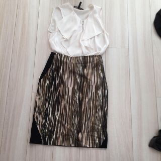 ビーシービージーマックスアズリア(BCBGMAXAZRIA)のBCBG ⭐️シルク風ブラウス(シャツ/ブラウス(半袖/袖なし))