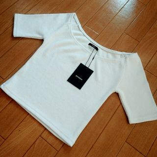 エモダ(EMODA)のEMODA*ショート丈リブカットソー(Tシャツ(半袖/袖なし))