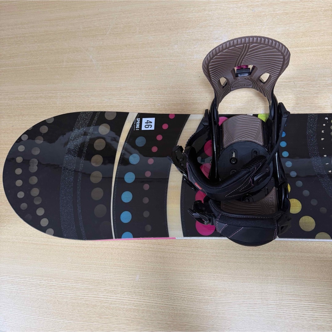 HEAD(ヘッド)の美品　HEAD SPRING レディース　スノーボード4点セット　146cm  スポーツ/アウトドアのスノーボード(ボード)の商品写真
