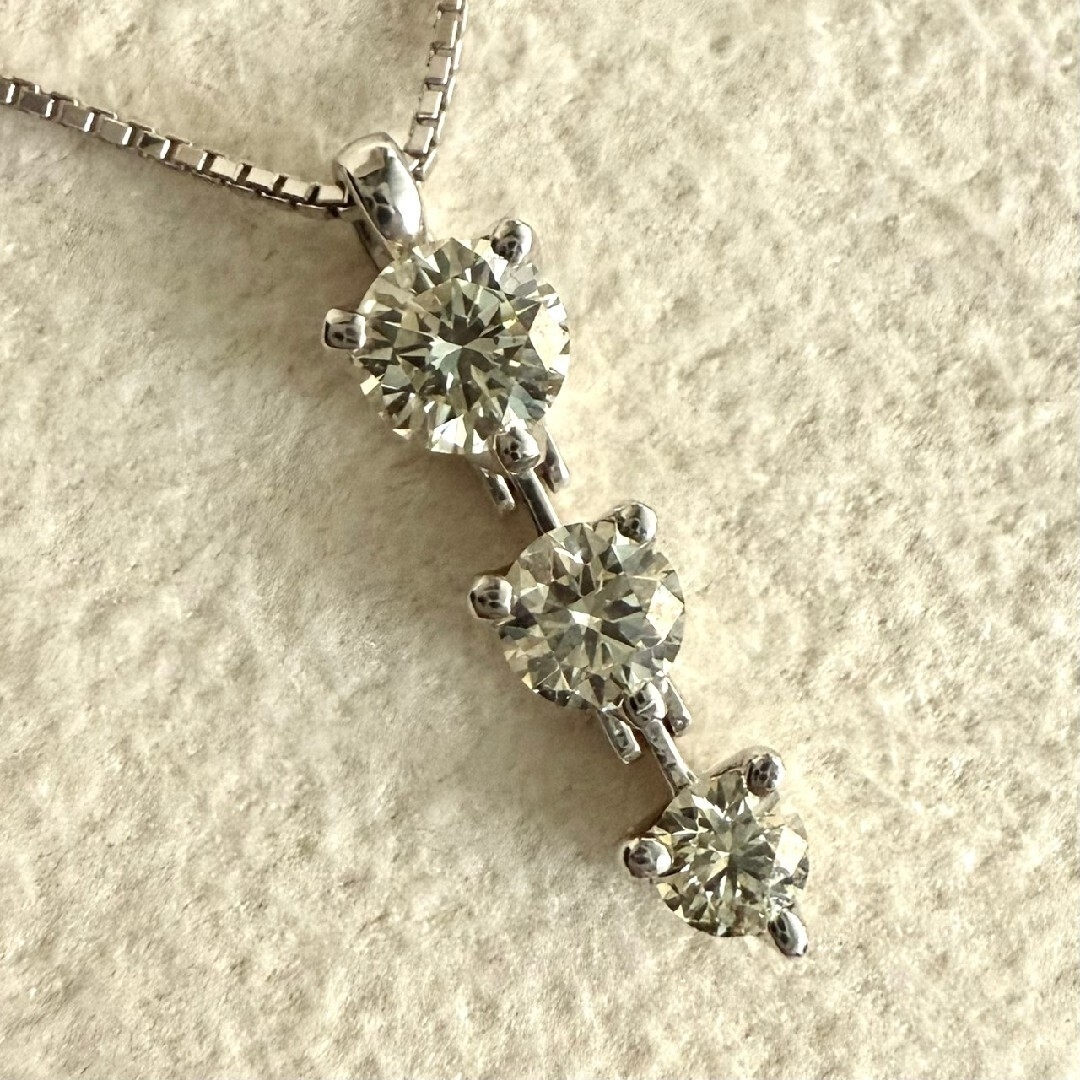 TASAKI(タサキ)のタサキ 0.54ct プラチナ ダイヤモンド トリロジー ネックレス 3連 レディースのアクセサリー(ネックレス)の商品写真