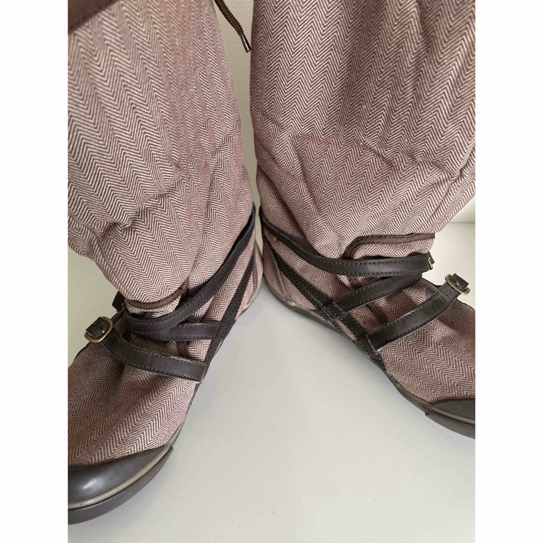 asics(アシックスショウジ)のASICS アシックス　ボア　ブーツ　23.5cm レディースの靴/シューズ(ブーツ)の商品写真