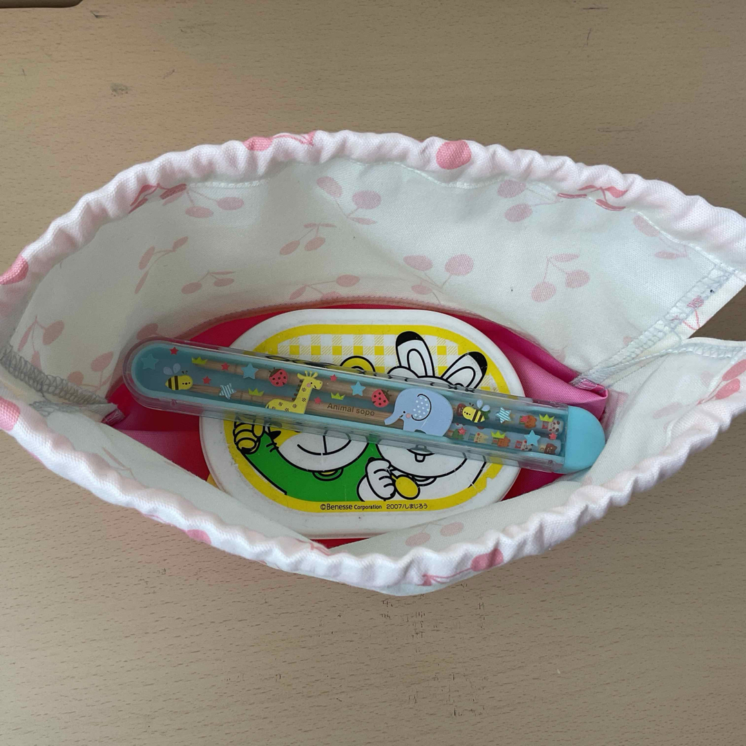 さくらんぼ　入園入学5点セット　ハンドメイド　レッスンバッグ　上履き入れ　 ハンドメイドのキッズ/ベビー(バッグ/レッスンバッグ)の商品写真