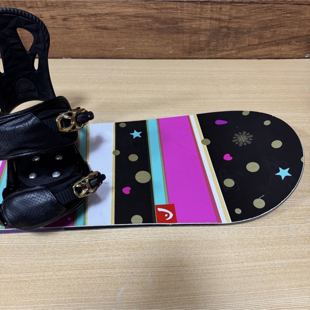 HEAD(ヘッド)のHEAD ヘッド　レディース　スノーボード　3点セット 142cm かわいい スポーツ/アウトドアのスノーボード(ボード)の商品写真