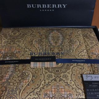 バーバリー(BURBERRY)のuni様専用！ バーバリー 羽毛 肌掛け布団 未使用品(布団)