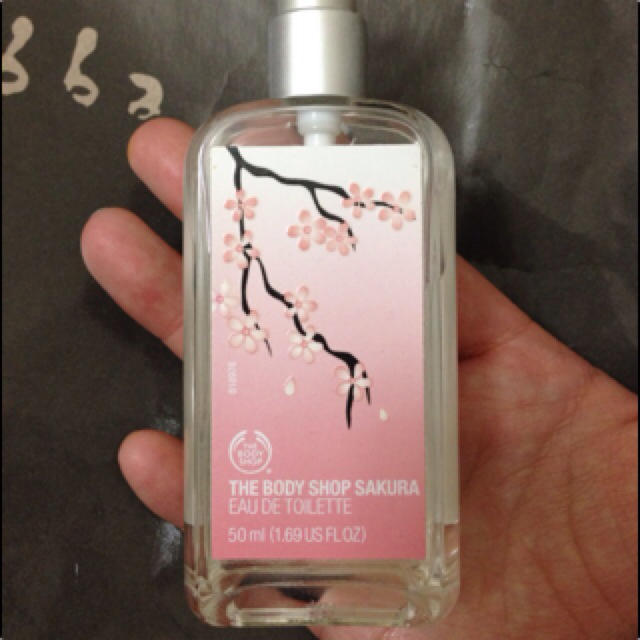 THE BODY SHOP(ザボディショップ)のあゆむ様お買上げおまとめページ コスメ/美容の香水(香水(女性用))の商品写真