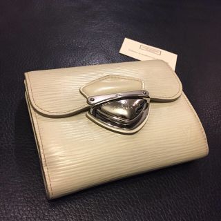 ルイヴィトン(LOUIS VUITTON)の正規店購入♡エピ コアラ 折財布(財布)