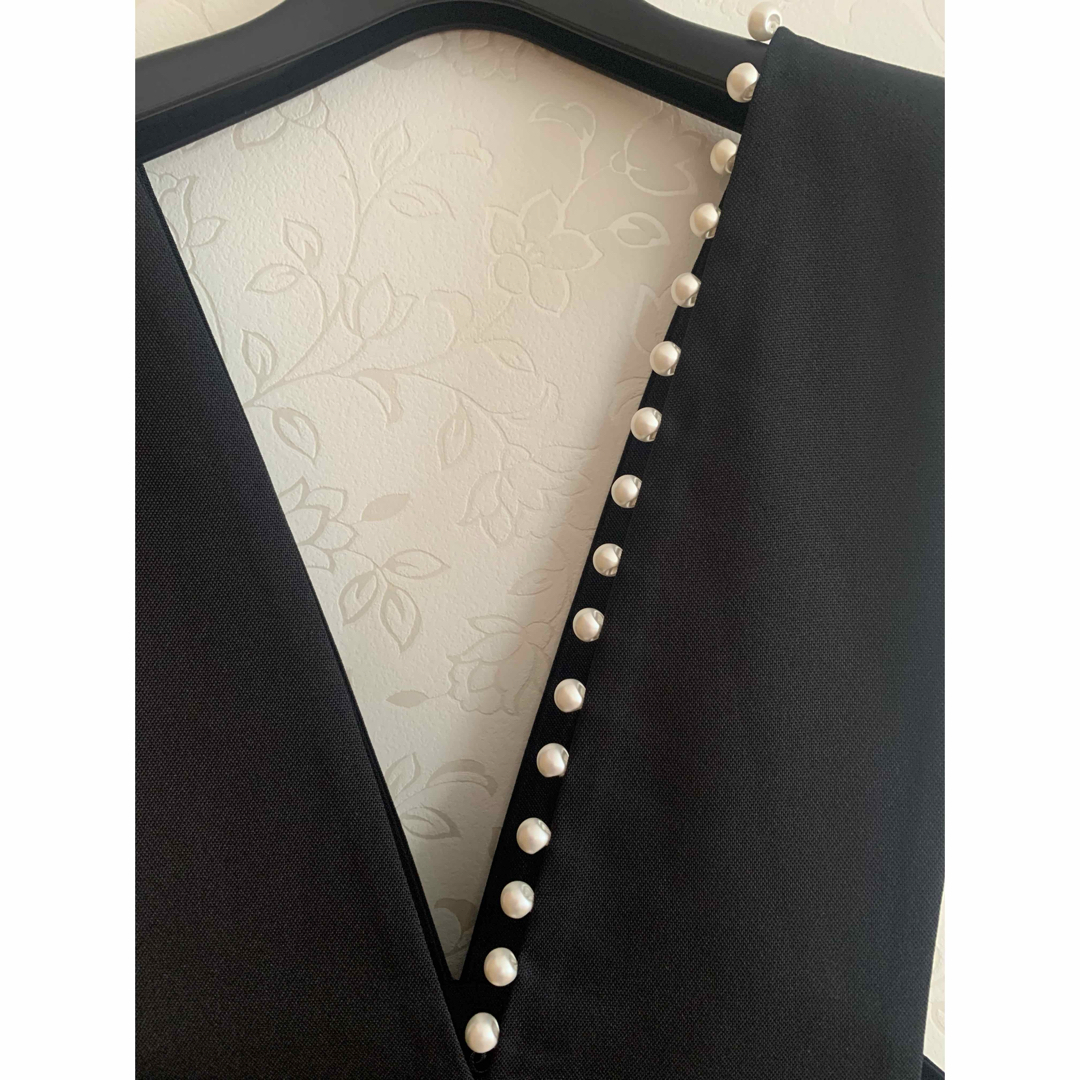 YOKO CHAN(ヨーコチャン)のhue day to evening スカラップパールオーバーオールパンツS レディースのパンツ(オールインワン)の商品写真