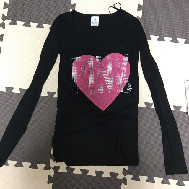 Victoria's Secret(ヴィクトリアズシークレット)の☆えり様専用☆ヴィクトリアズシークレット PINK ロンT レディースのトップス(Tシャツ(長袖/七分))の商品写真