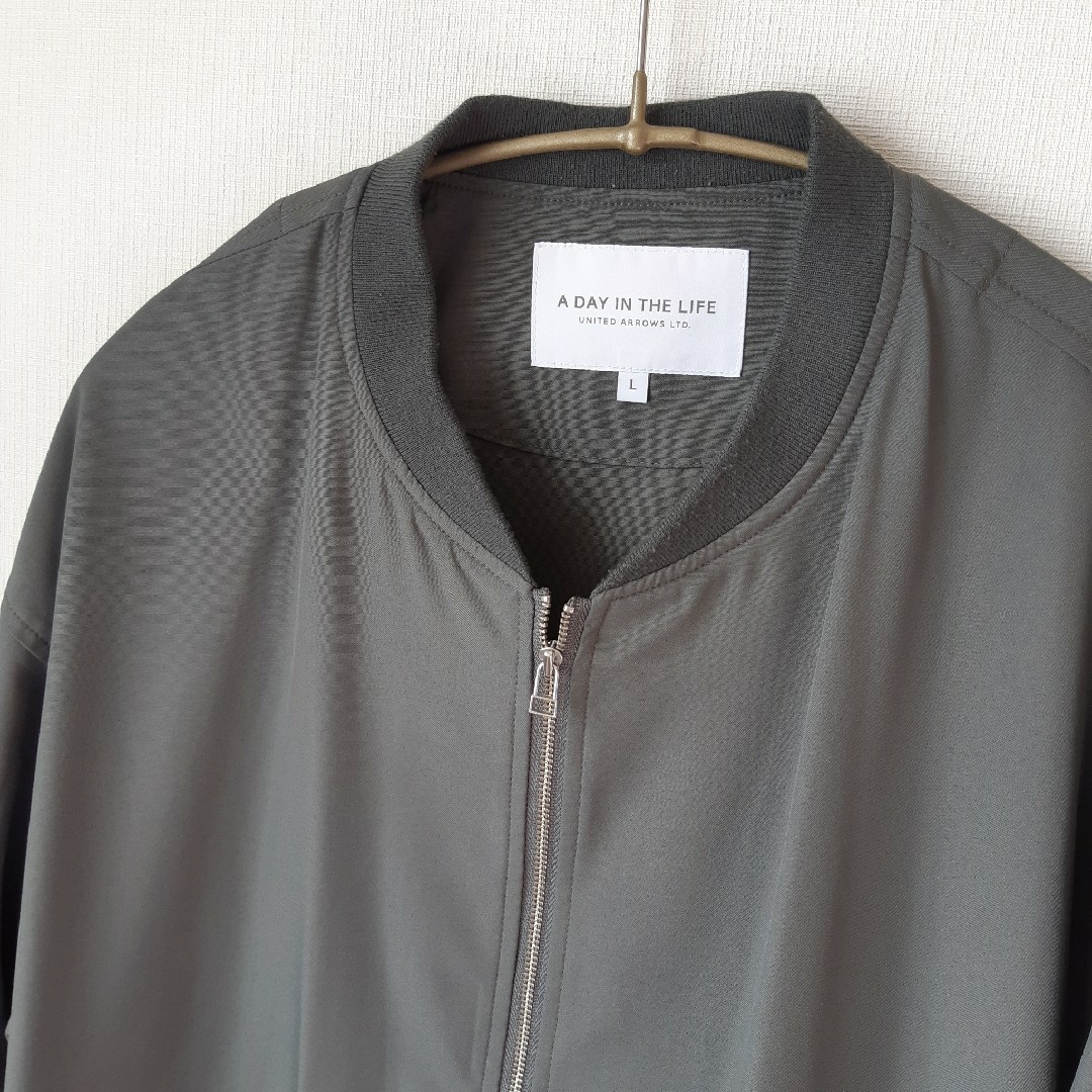 a day in the life(アデイインザライフ)のA DAY IN THE LIFE MA-1 ブルゾン オリーブ Lサイズ メンズのジャケット/アウター(ブルゾン)の商品写真