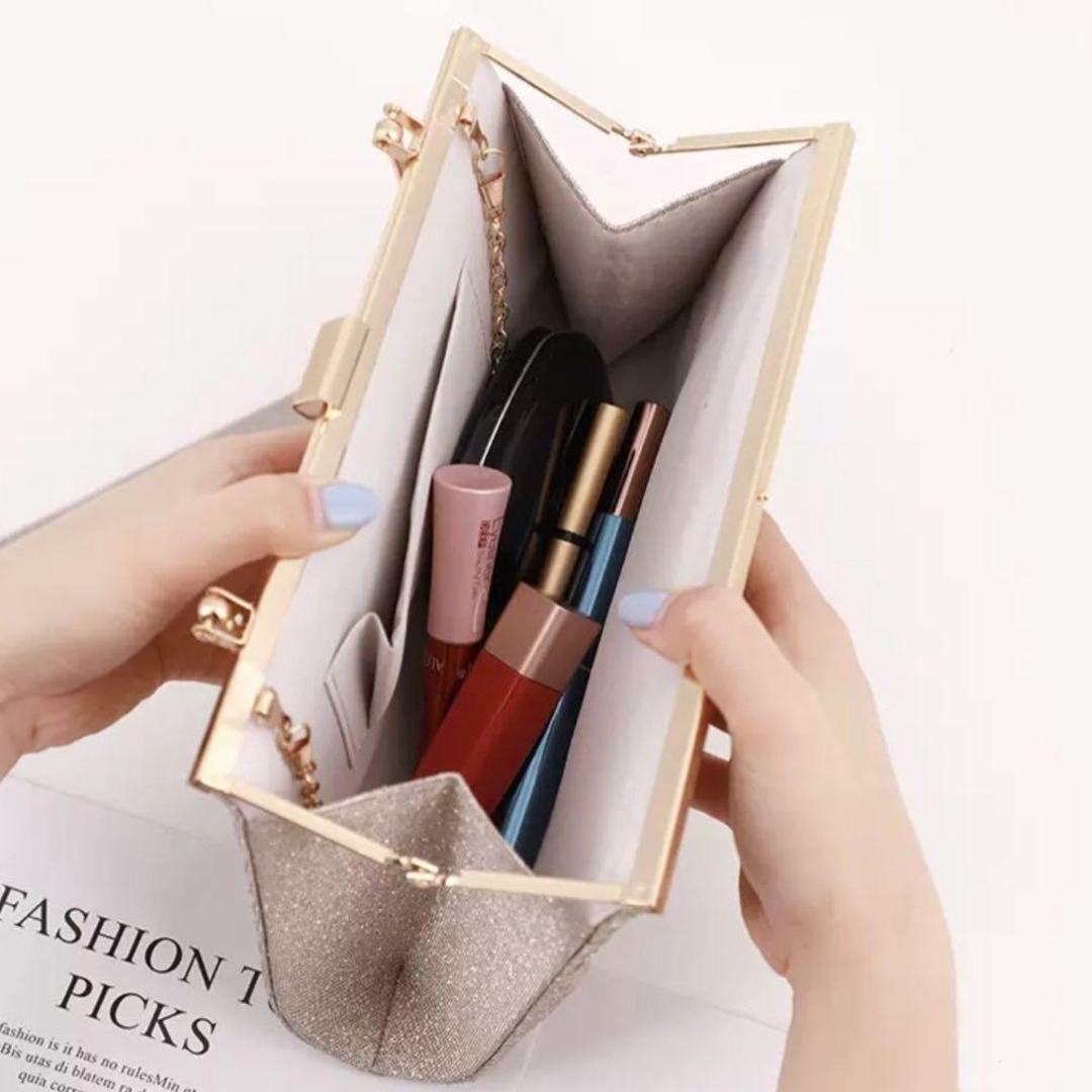 【ゴールド】ハンドバッグ　2way ショルダー 結婚式　パーティー フォーマル レディースのバッグ(クラッチバッグ)の商品写真