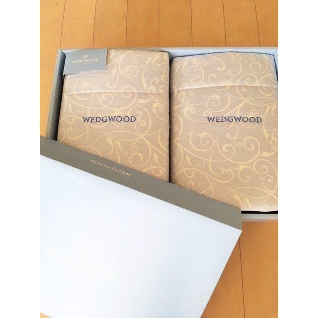 WEDGWOOD(ウェッジウッド)の肌掛け布団　シルク入り 新品ウェッジウッド インテリア/住まい/日用品の寝具(布団)の商品写真