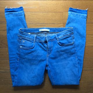 ザラ(ZARA)のZARA スキニーデニム(スキニーパンツ)