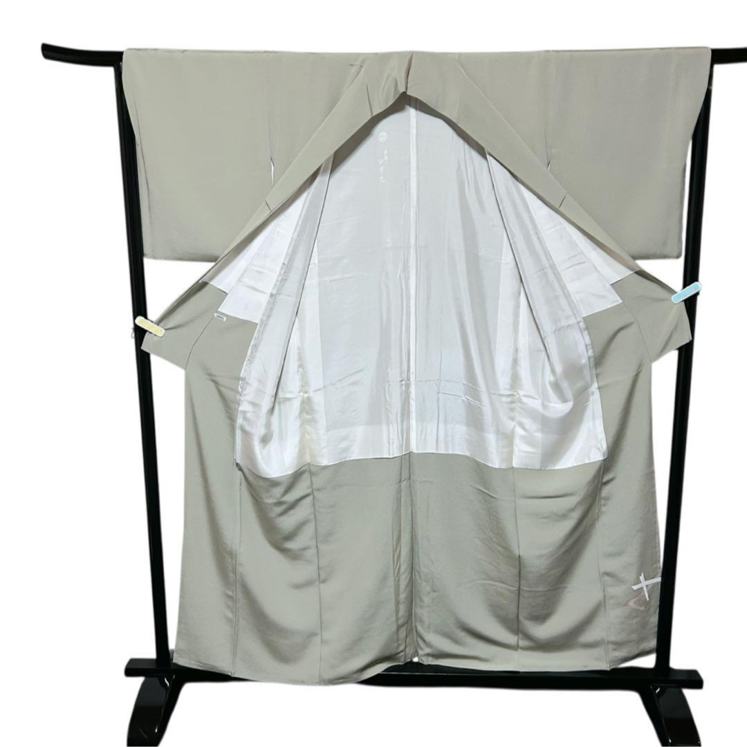 美品　袷　正絹　紋付き　金箔　駒刺繍　訪問着　フルセット　西陣唐織金箔袋帯 レディースの水着/浴衣(着物)の商品写真