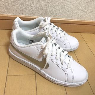 ナイキ(NIKE)のNIKE コートロイヤルSL(スニーカー)