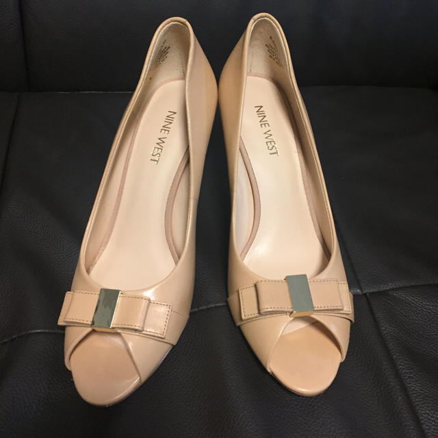 NINE WEST(ナインウエスト)の5/17販売終了💛美品 NINEWEST ベージュヒール レディースの靴/シューズ(ハイヒール/パンプス)の商品写真