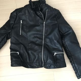 ザラキッズ(ZARA KIDS)のZARA 合皮革ジャン 黒(ライダースジャケット)