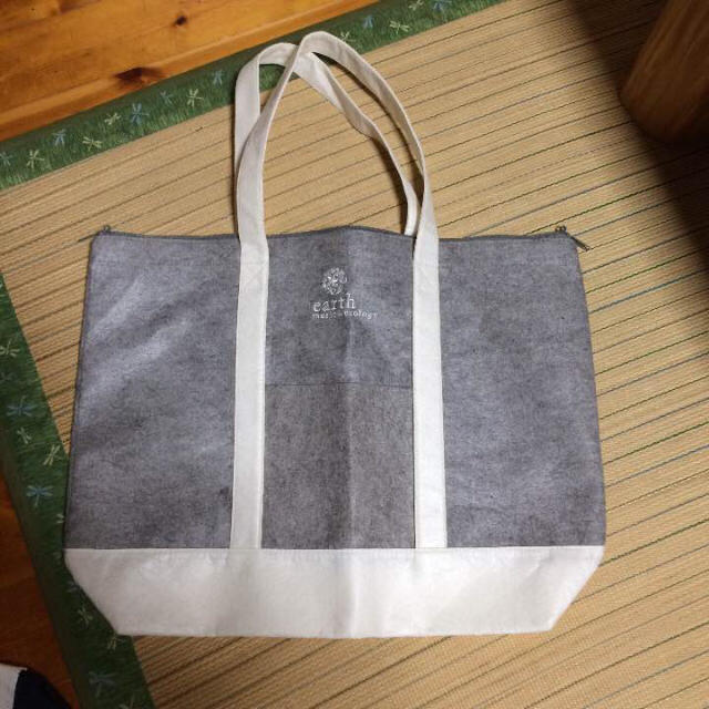 earth music & ecology(アースミュージックアンドエコロジー)のearth 福袋 外袋のみ3枚 レディースのバッグ(ショップ袋)の商品写真