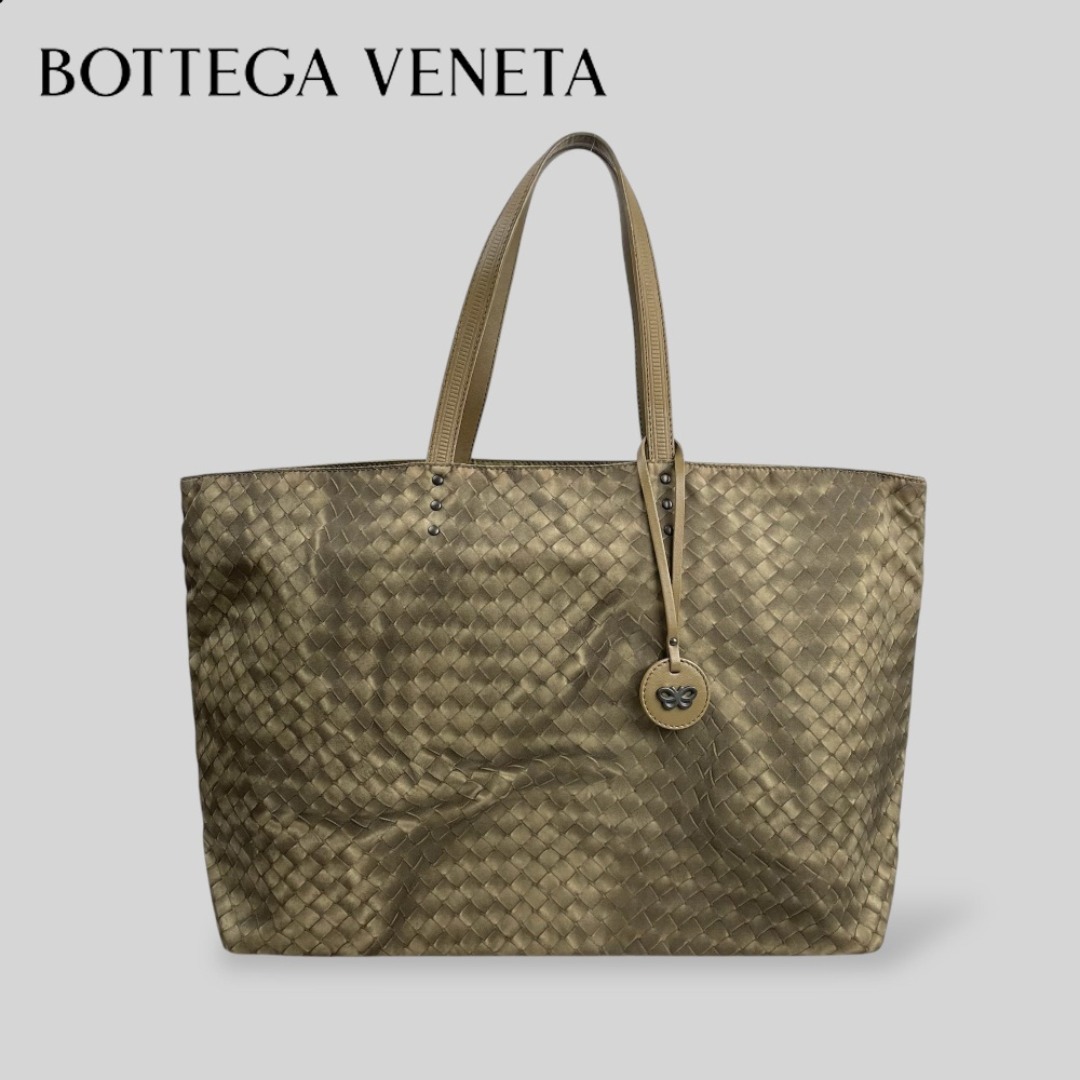 BOTTEGA VENETA(ボッテガヴェネタ)のほぼ未使用■ボッテガ ヴェネタ■イントレッチオリュージョン ナイロントートバッグ レディースのバッグ(トートバッグ)の商品写真
