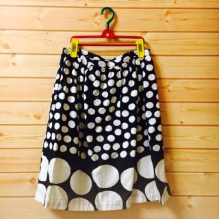 マリメッコ(marimekko)のmarimekko ドットスカート(ひざ丈スカート)