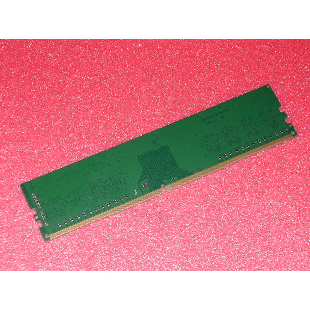 A-DATA　DDR4-2400　4G1枚　AD4U2400W4G17-BHYB スマホ/家電/カメラのPC/タブレット(PCパーツ)の商品写真