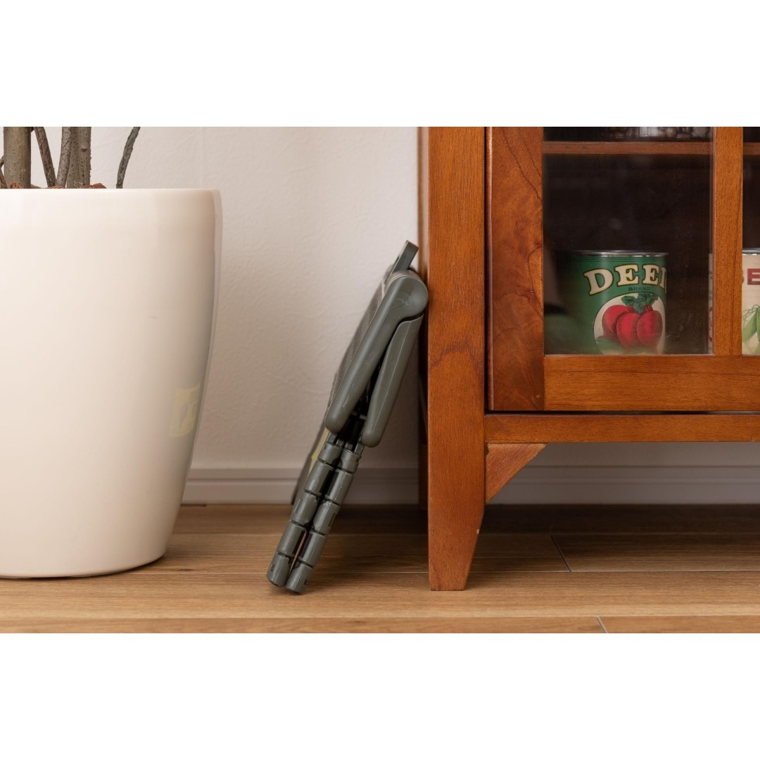 【在庫処分】東谷(Azumaya-kk) 折りたたみ 椅子 踏み台 クラフタース インテリア/住まい/日用品の日用品/生活雑貨/旅行(日用品/生活雑貨)の商品写真