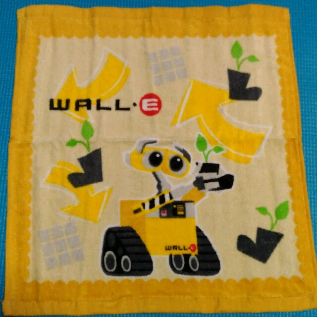 新品　WALL・E　ウォッシュタオル　2本セット インテリア/住まい/日用品の日用品/生活雑貨/旅行(タオル/バス用品)の商品写真