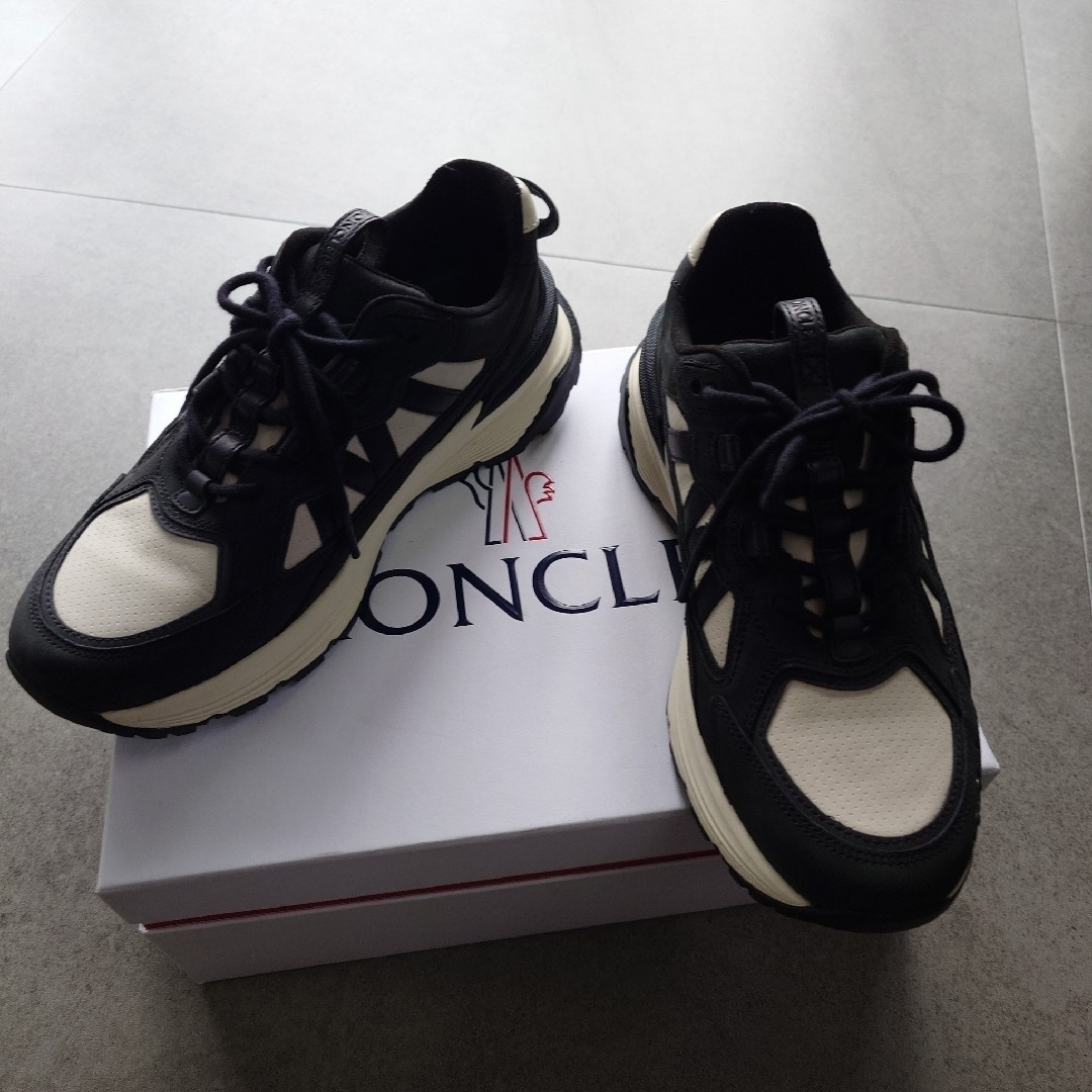 MONCLER(モンクレール)のMONCLER　スニーカー メンズの靴/シューズ(スニーカー)の商品写真