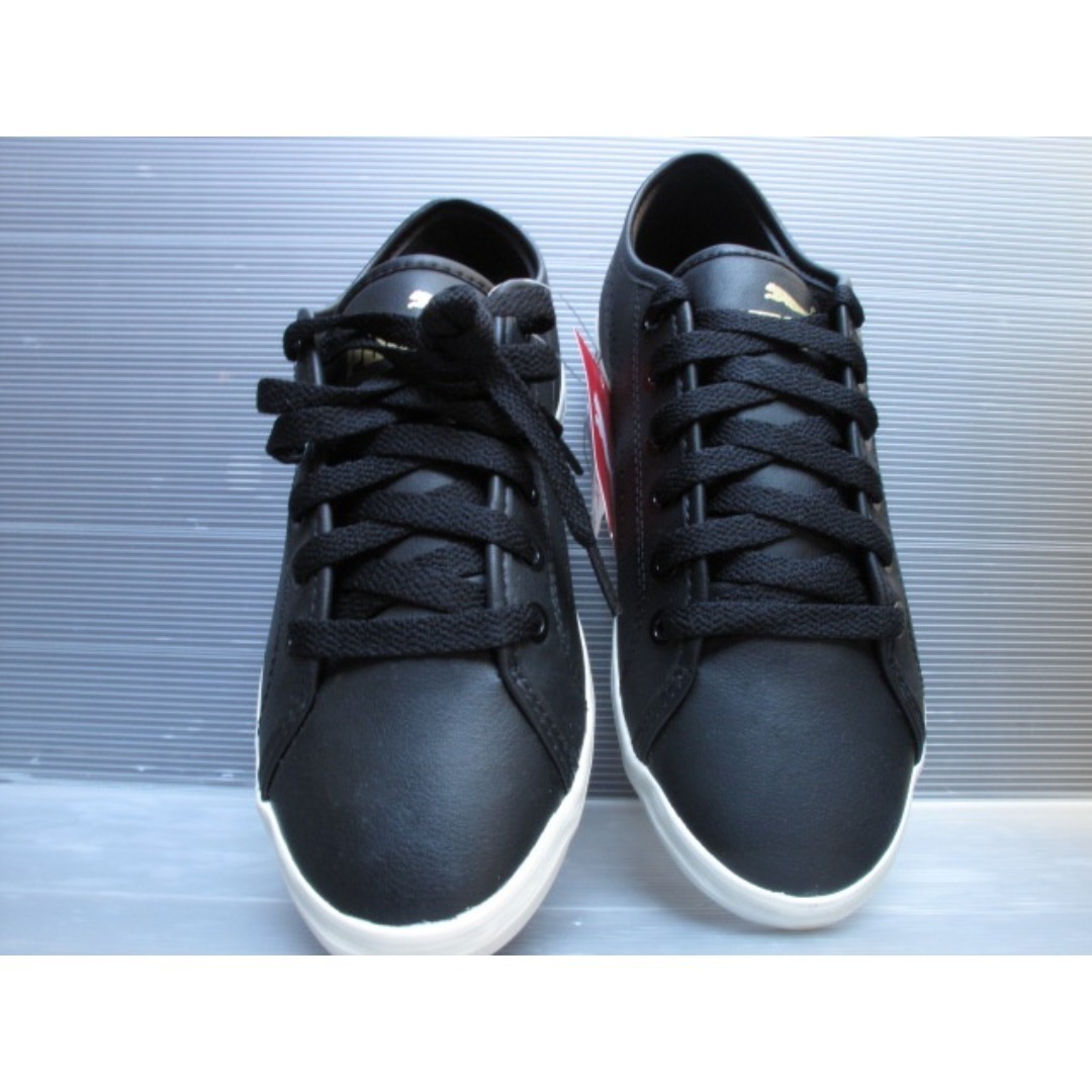 PUMA(プーマ)の新品　PUMAシューズ　23.0㎝ レディースの靴/シューズ(スニーカー)の商品写真