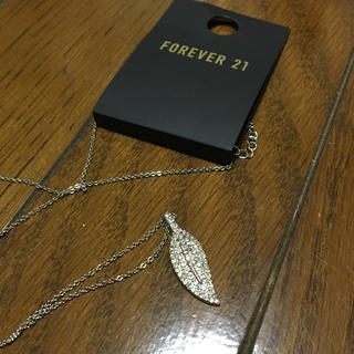 フォーエバートゥエンティーワン(FOREVER 21)のforever21 シルバーネックレス(ネックレス)