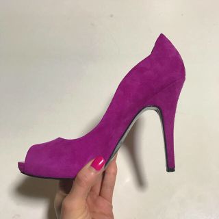 ナインウエスト(NINE WEST)の美品 NINE WEST ピープトゥ(ハイヒール/パンプス)