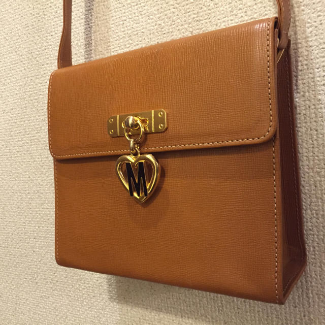 MOSCHINO - モスキーノ ヴィンテージ ショルダーバッグ ミニ MOSCHINO - モスキーノ ヴィンテージ ショルダーバッグ ミニ