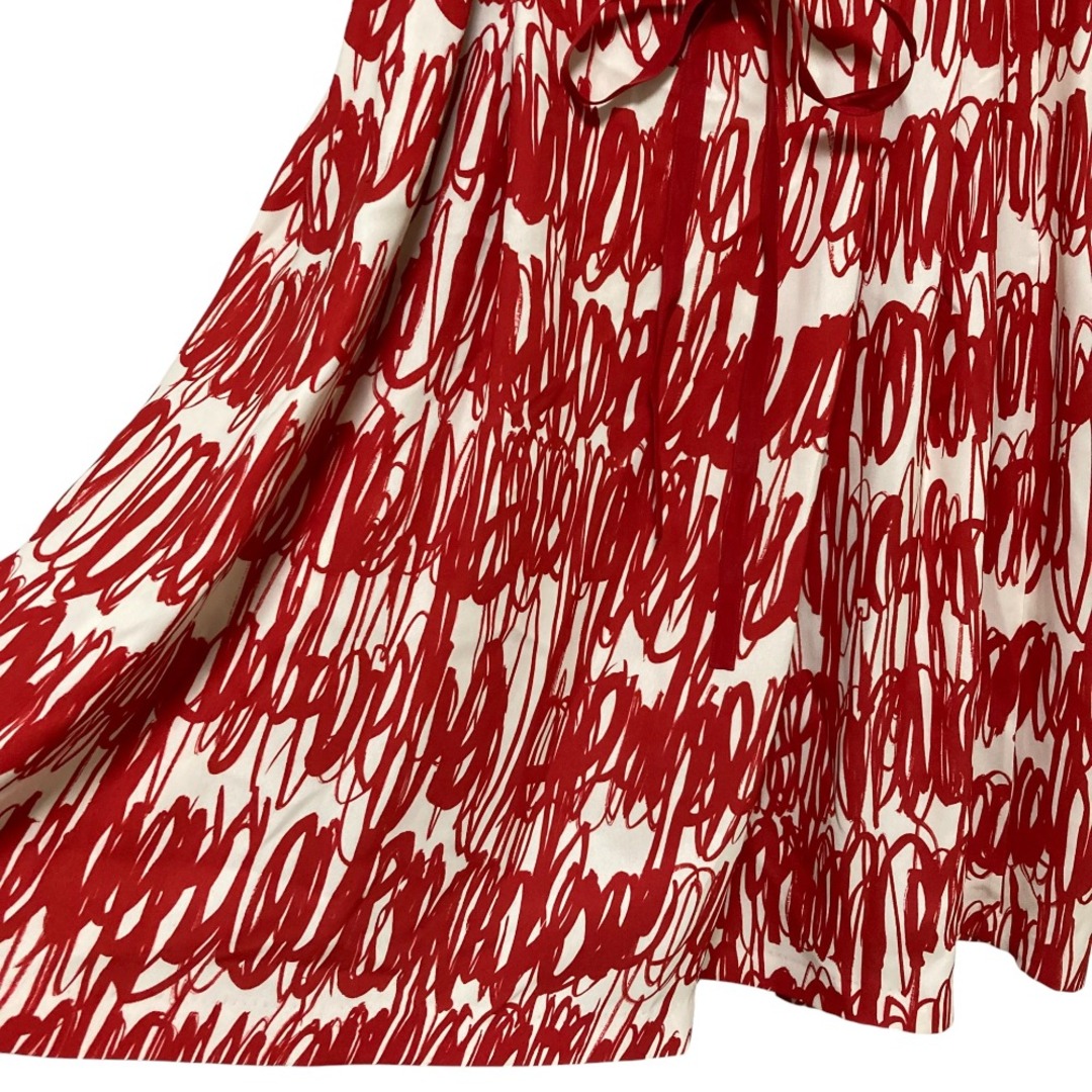 Drawer(ドゥロワー)の美品 DRAWER ドゥロワー 総柄 シルク ミディ フレアスカート サイズ38 レッド×ホワイト レディース 古着 中古 USED レディースのスカート(ロングスカート)の商品写真