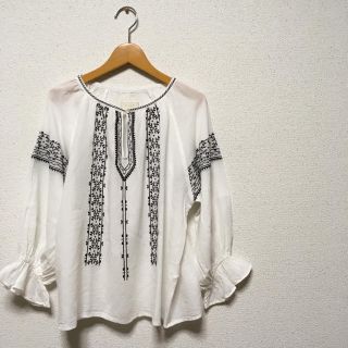 ディスコート(Discoat)の刺繍ブラウス 今期 トレンド(シャツ/ブラウス(長袖/七分))