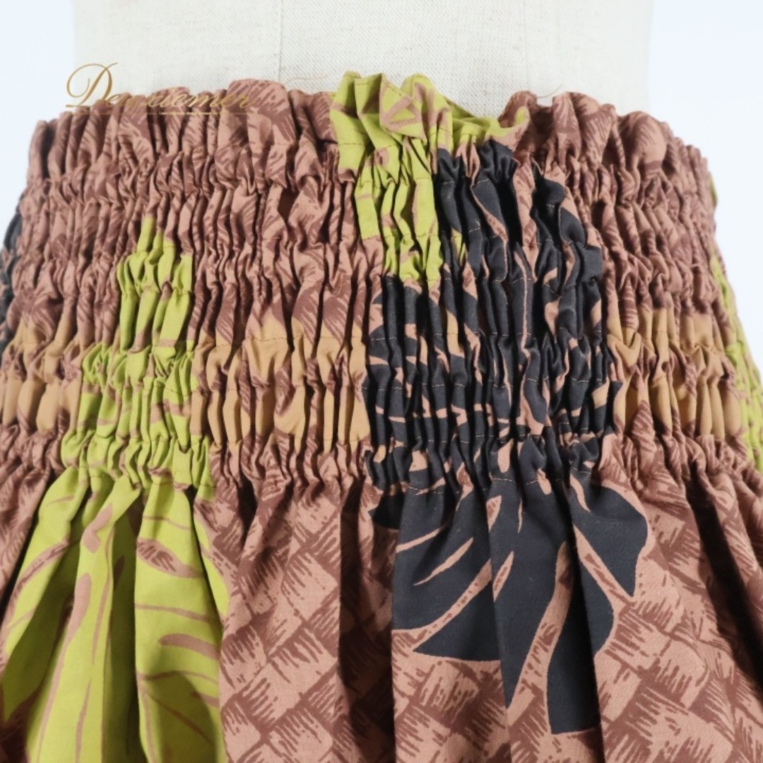 フラダンス 衣装 パウスカート エムエムジェイ ブラウン系 MMJ 日本製 シングル モンステラ柄 華やか 鮮やか かわいい シンプル ハワイアン アロハ ハワイアンプリント フラ ダンス レッスン 練習 グリーン系 ブラック系 モンステラ デザイン A030-2512018005413 スポーツ/アウトドアのスポーツ/アウトドア その他(ダンス/バレエ)の商品写真