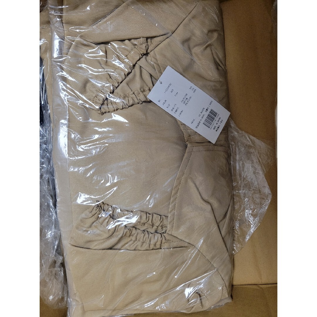 Darich(ダーリッチ)の【新品未開封】ボリュームフレアトレンチワンピース レディースのワンピース(ロングワンピース/マキシワンピース)の商品写真