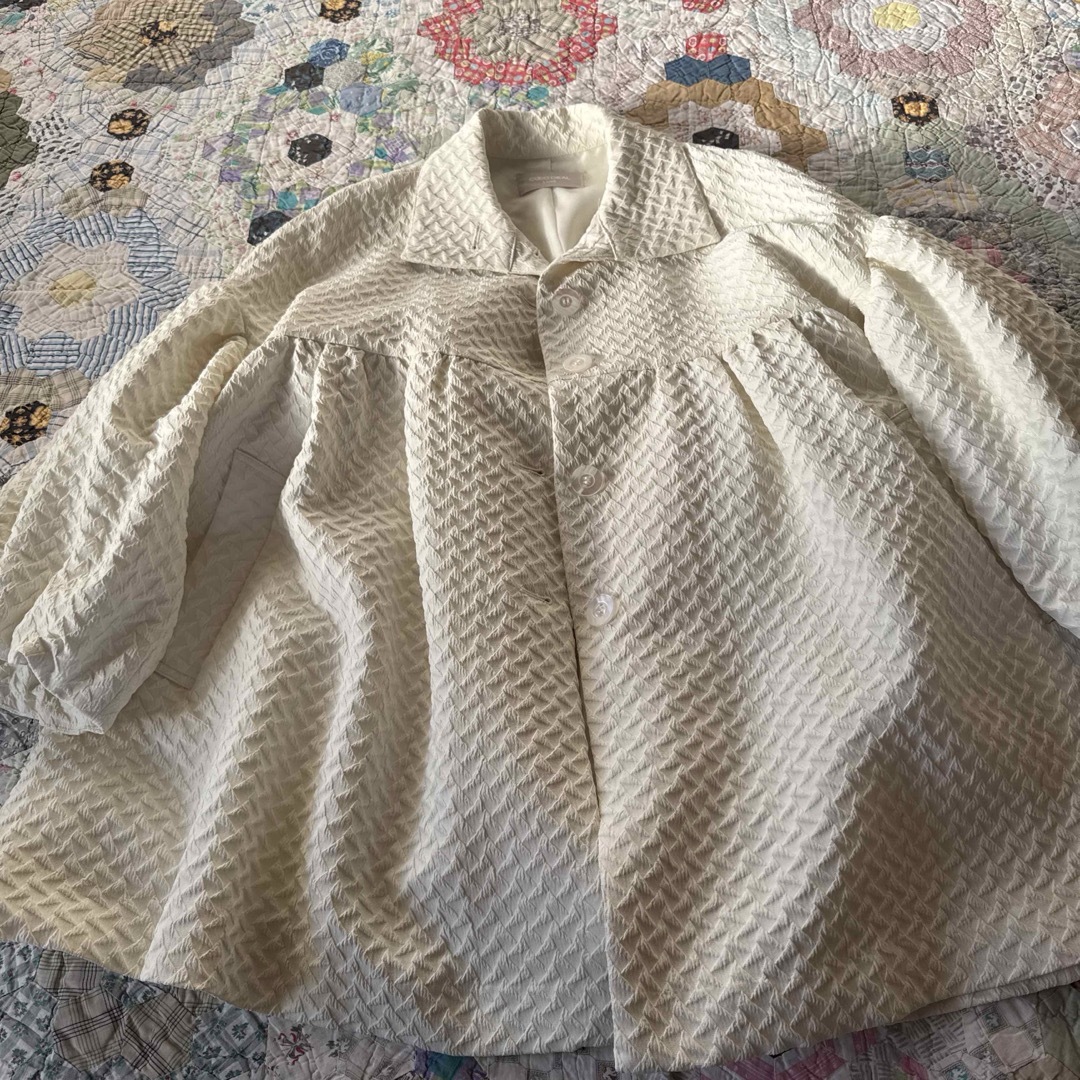 COCO DEAL(ココディール)のココディール　ジャカードパフスリーブコート レディースのジャケット/アウター(ブルゾン)の商品写真